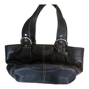 Y2K Vintage Authentic Coach Soho Black Premium Leather Shoulder Bag, style 9544